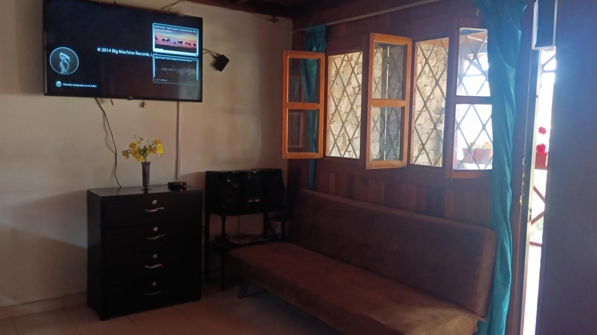 Completo Familias Campestre Privado Con Piscinas, Wifi, Ac Holiday home Santa Marta (Magdalena)
